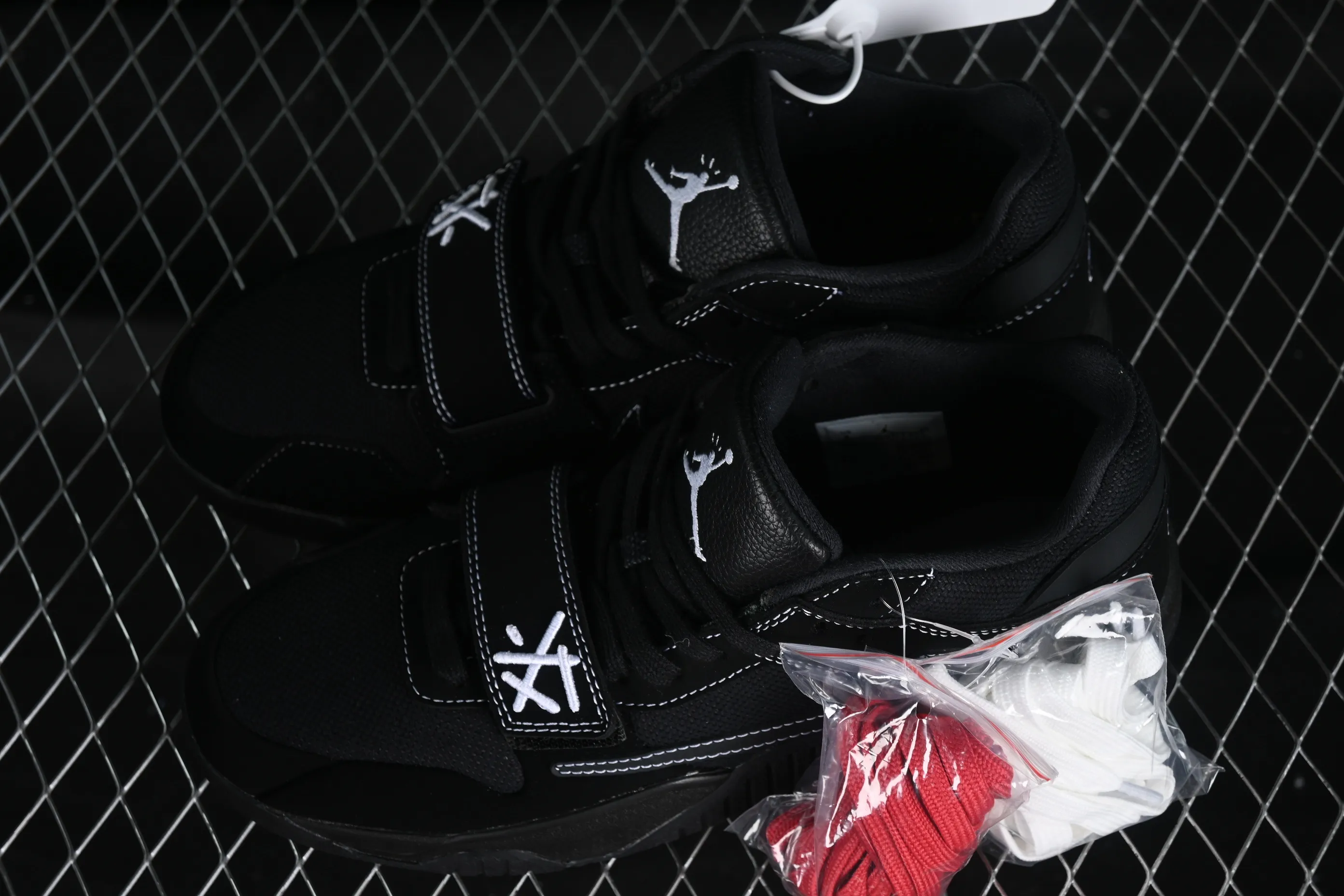 All categories Air Jordan Jordan series basketball shoes Air Jordan 1 Low F version Travis Scott x Jordan Cut The Check AJ1 Joe 1 hook and loop fashion basketball shoes DR9317-001